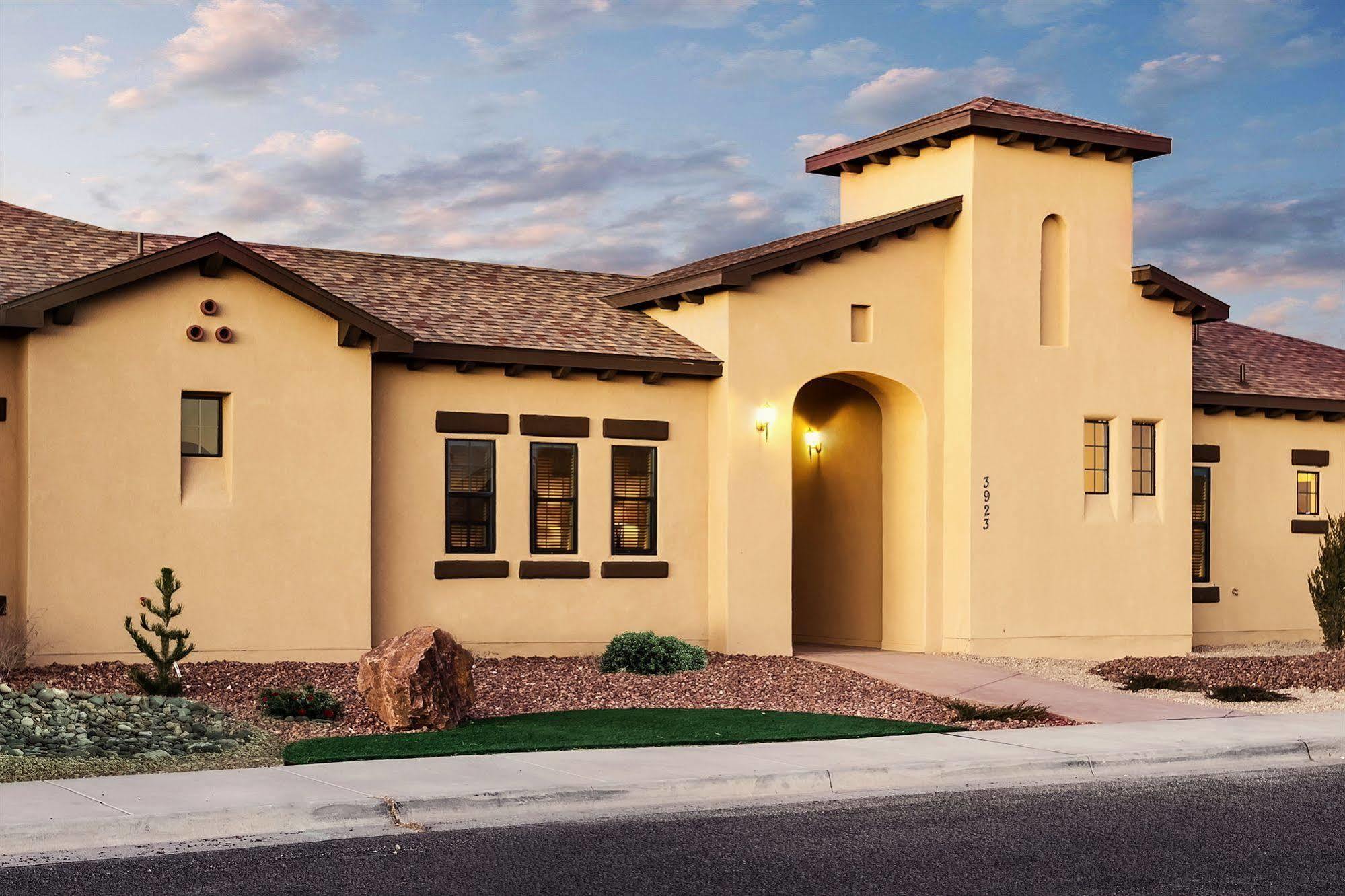 The Courtyard Villas Hobbs Esterno foto